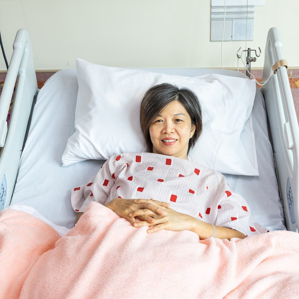 Hospital Bed - Electric or Non Electric rentals in Los Angeles - Cloud of Goods
